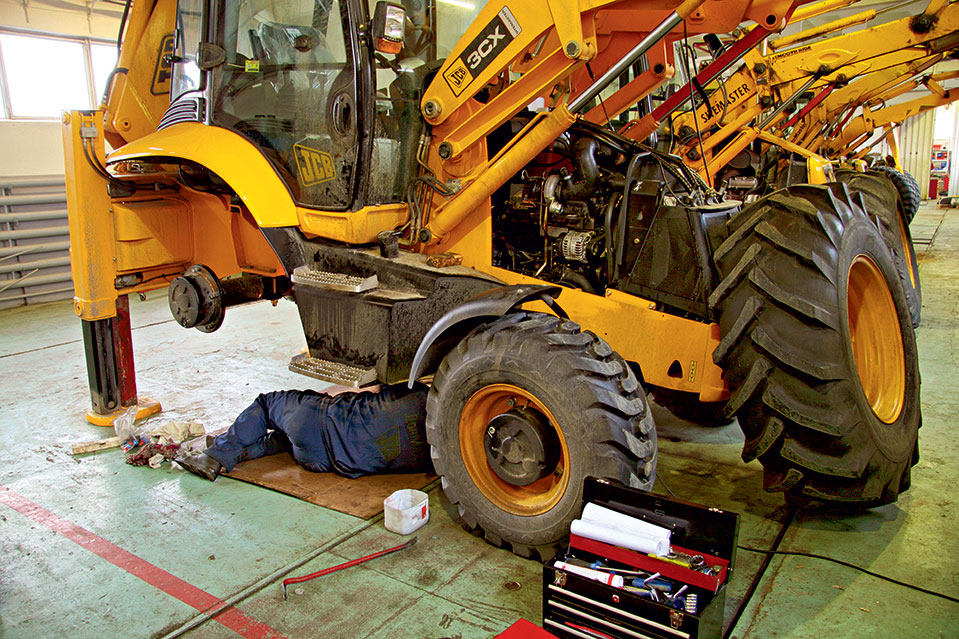 Ремонт тракторов JCB