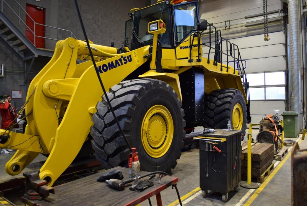 Ремонт фронтальных погрузчиков Komatsu
